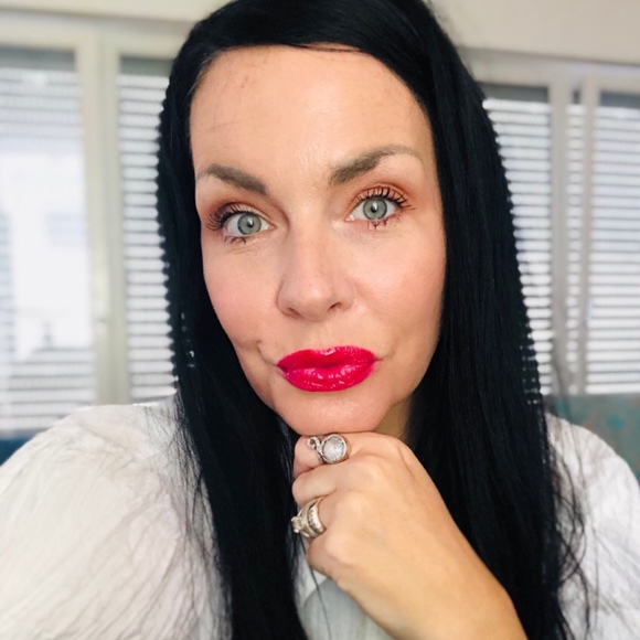 Meet your Posher, Kelly - Picture 1 of 1